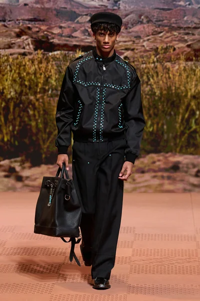 Look 57